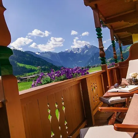 Villa Haidacher Relax & Lifestyle Apartments Zell am Ziller Room photo